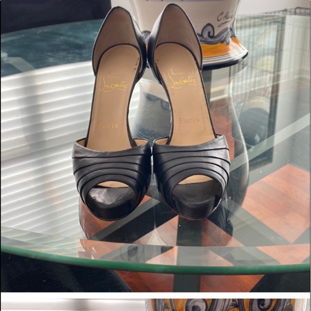 Open toe pump.